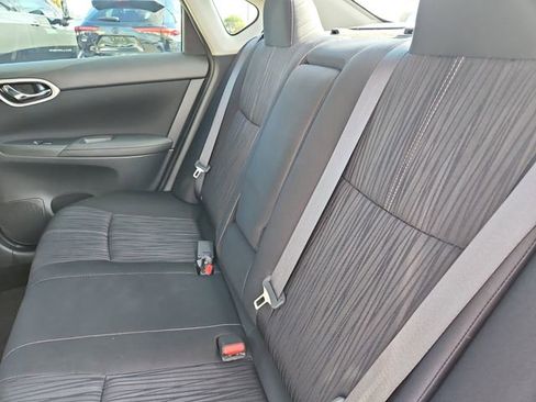 Used 2017 Nissan Sentra SV w/ Style Package image 11