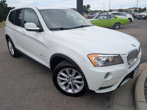 Used 2013 BMW X3 xDrive28i AWD/4WD image 3