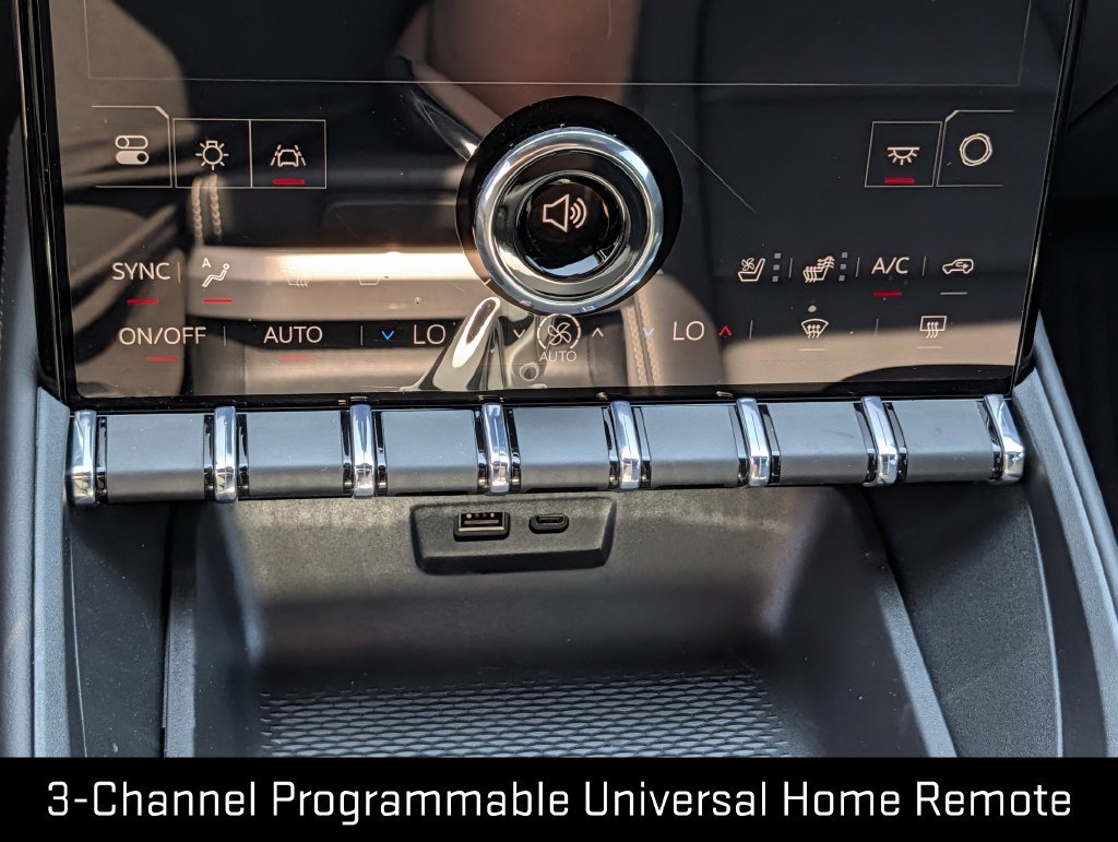 New 2027 GMC Terrain Elevation w/ Elevation Premium Package FWD image 16