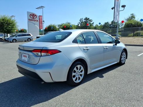 Certified 2024 Toyota Corolla LE FWD image 4