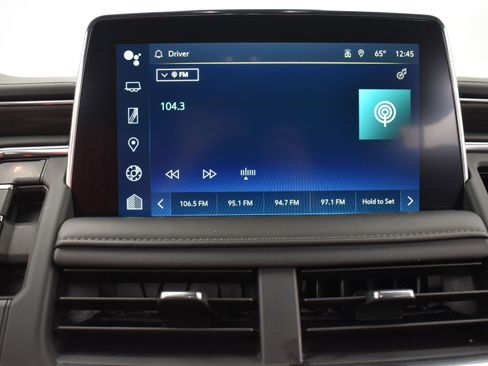 Used 2024 Chevrolet Suburban LT image 16