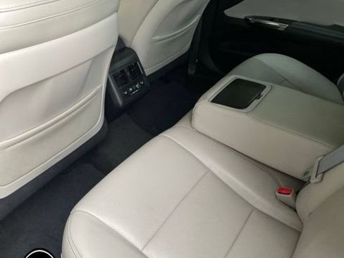 Used 2016 Toyota Avalon Limited w/ Protection Package FWD image 7