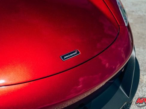 Used 2016 McLaren 675LT Coupe RWD image 27