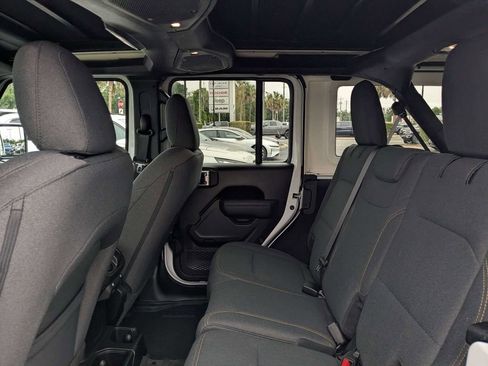 Used 2024 Jeep Wrangler Unlimited Sport AWD/4WD image 14