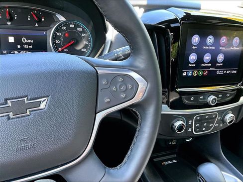 Used 2023 Chevrolet Traverse RS AWD/4WD image 20
