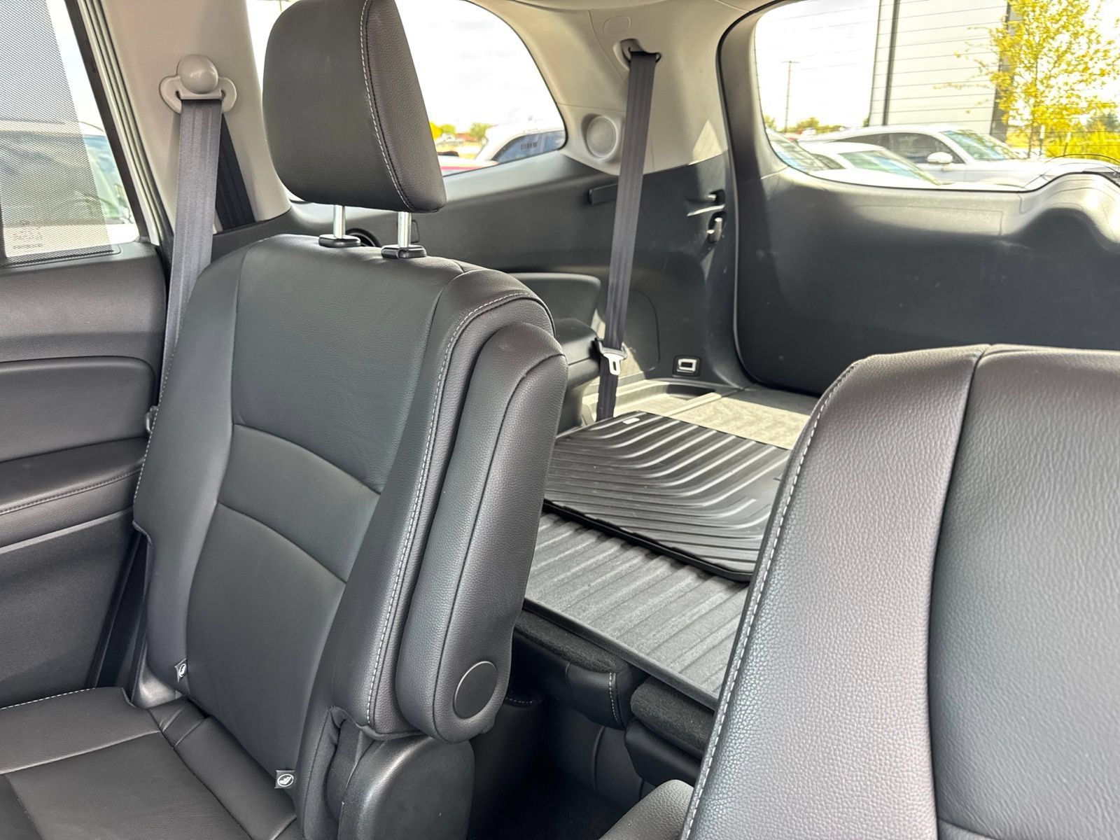 Used 2021 Honda Pilot Touring image 14