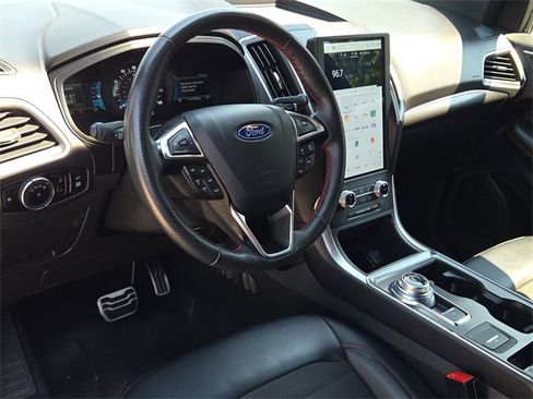 Certified 2024 Ford Edge ST-Line image 15