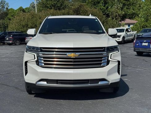 Used 2024 Chevrolet Tahoe High Country AWD/4WD image 8