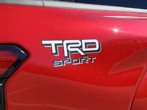 Used 2025 Toyota Tacoma TRD Sport image 7