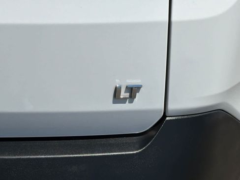 Used 2019 Chevrolet Traverse LT AWD/4WD image 32