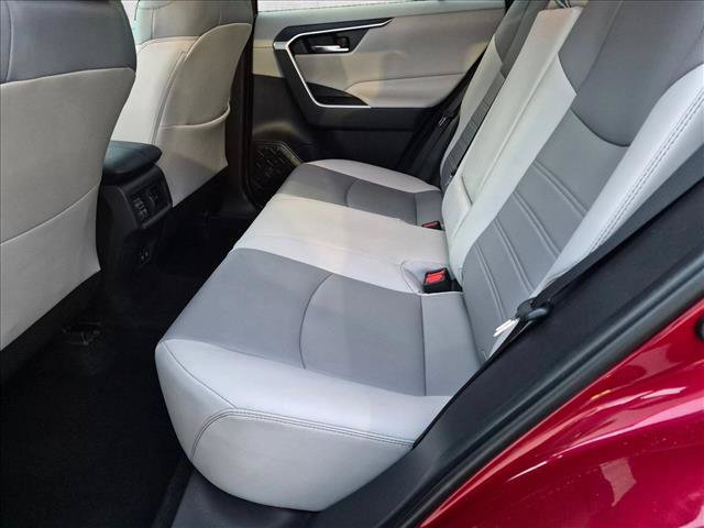 Certified 2019 Toyota RAV4 XLE Premium FWD image 15