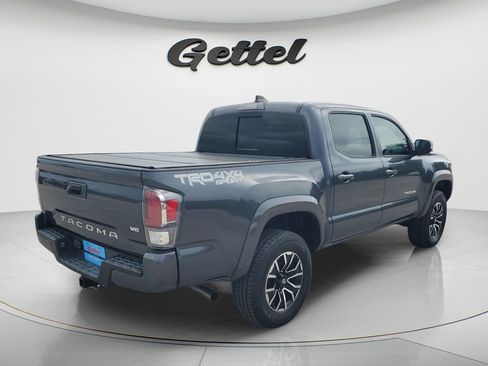 Used 2020 Toyota Tacoma TRD Sport AWD/4WD image 5