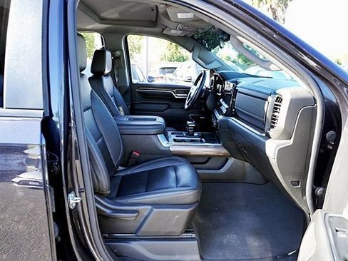 Used 2022 Chevrolet Silverado 1500 RST w/ Convenience Package II AWD/4WD image 12