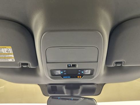 Used 2025 Ford F250 XL w/ STX Appearance Package AWD/4WD image 11