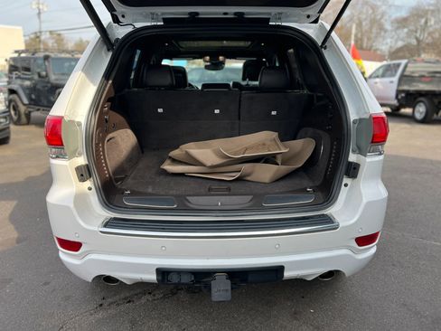 Used 2018 Jeep Grand Cherokee Overland image 33