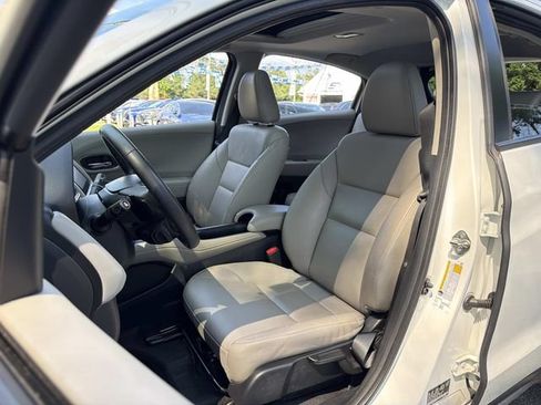 Used 2018 Honda HR-V EX-L image 26