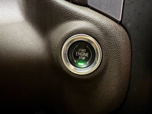 Used 2020 GMC Sierra 1500 SLT w/ SLT Premium Plus Package image 41