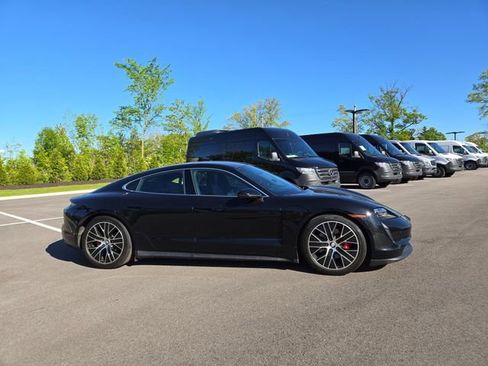 Used 2020 Porsche Taycan 4S AWD/4WD image 2