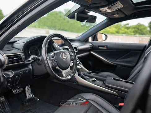 Used 2018 Lexus IS 300 F Sport w/ F Sport Package image 10
