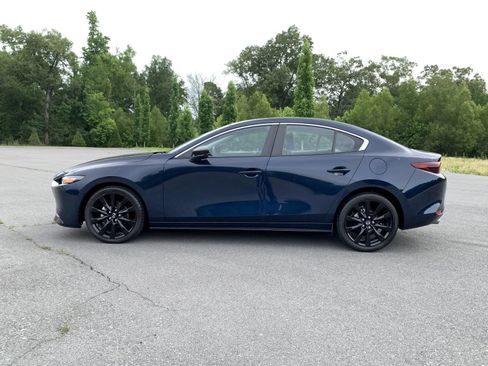 Used 2024 MAZDA MAZDA3 s FWD image 4