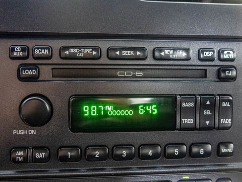 Used 2004 Ford Thunderbird RWD image 18