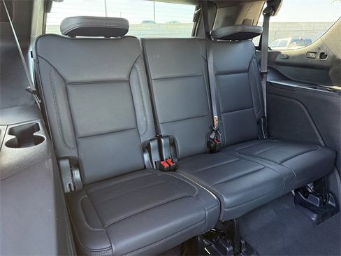 Certified 2025 GMC Yukon Denali image 31