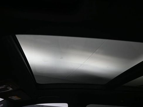 Used 2025 Mercedes-Benz GLS 450 4MATIC image 21