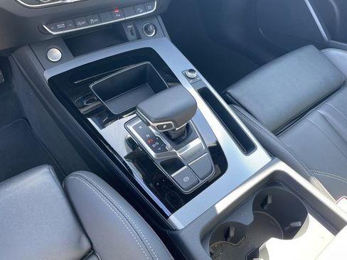 Used 2025 Audi Q5 2.0T Premium image 17