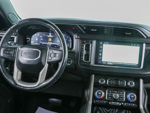 Used 2023 GMC Yukon Denali w/ Denali Reserve Package AWD/4WD image 17