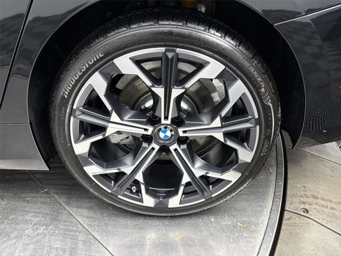 New 2026 BMW 330i xDrive Sedan w/ Premium Package image 27