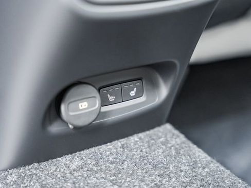 New 2026 Volvo EX40 Plus w/ Climate Package image 35