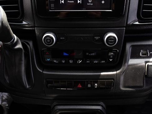 Used 2023 RAM ProMaster 2500 FWD image 16