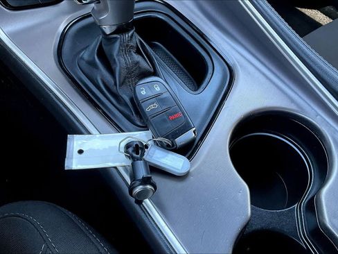 Used 2019 Dodge Challenger SXT RWD image 14