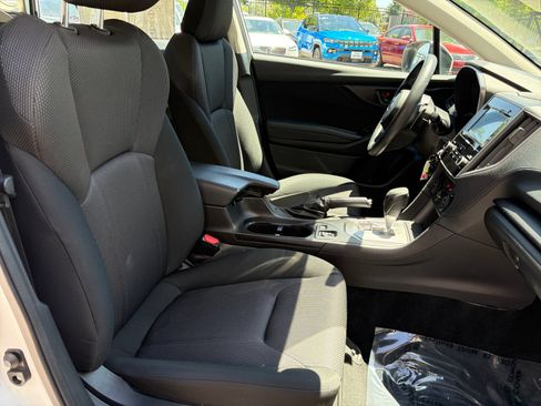 Used 2017 Subaru Impreza 2.0i Premium AWD/4WD image 21