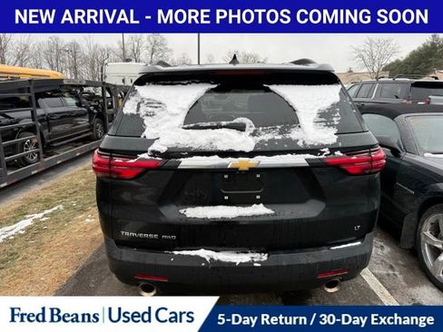 Used 2023 Chevrolet Traverse LT w/ LT Premium Package image 8