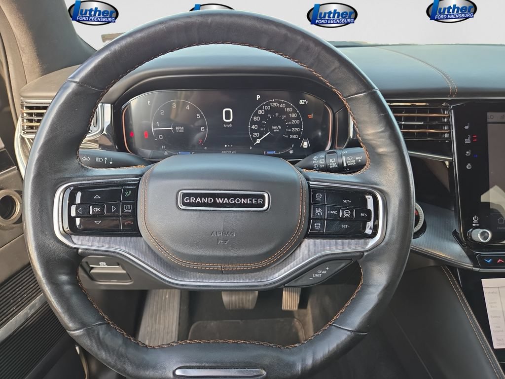 Used 2022 Jeep Grand Wagoneer Series III AWD/4WD image 20
