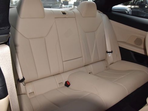 Used 2021 BMW 430i Coupe w/ Convenience Package image 20