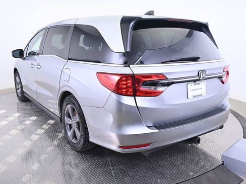 Used 2021 Honda Odyssey EX image 3