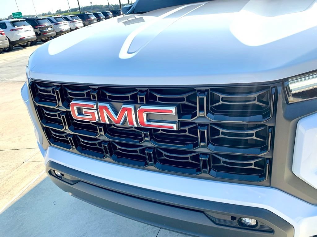 Used 2024 GMC Canyon Elevation w/ Convenience Package AWD/4WD image 2