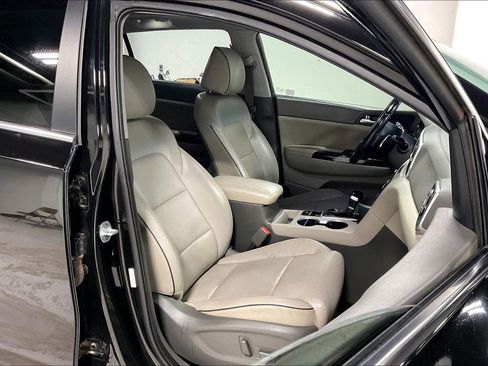 Used 2019 Kia Sportage SX FWD image 9