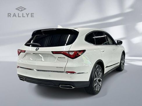 Used 2023 Acura MDX SH-AWD w/ Technology Package image 3