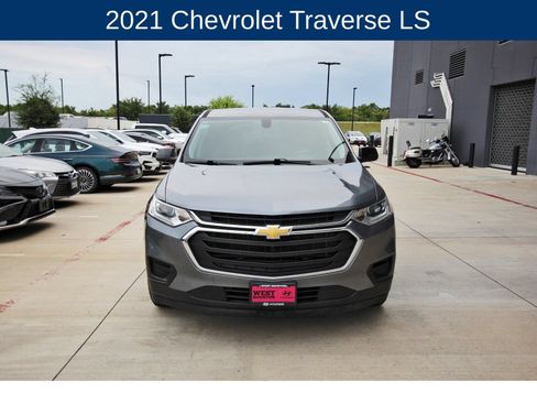 Used 2021 Chevrolet Traverse LS FWD image 2