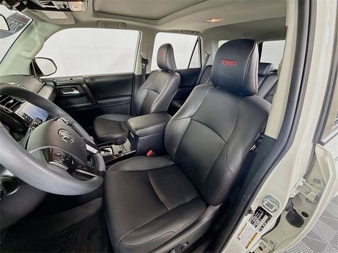 Used 2021 Toyota 4Runner TRD Off-Road Premium image 5
