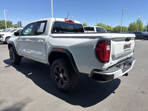 Used 2023 GMC Canyon Elevation w/ Convenience Package image 8