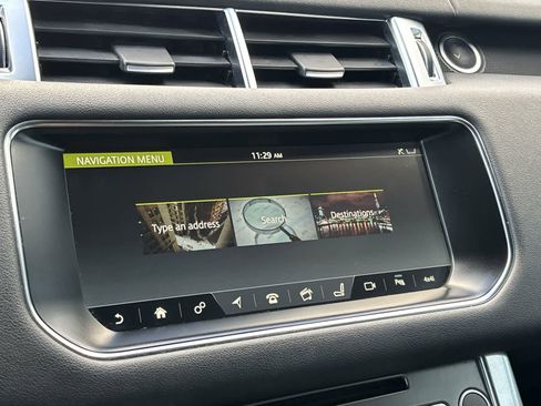 Used 2017 Land Rover Range Rover Sport SE image 17