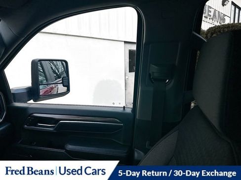 Used 2024 Chevrolet Silverado 3500 LT image 24