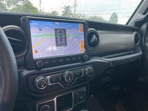 Certified 2021 Jeep Wrangler Unlimited Sport image 13