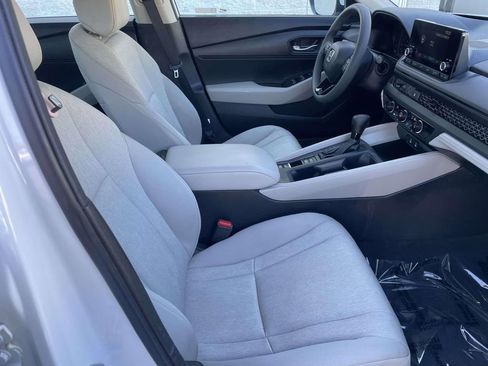 Used 2024 Honda Accord LX image 46