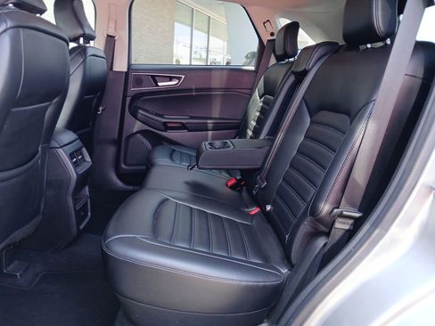 Used 2023 Ford Edge SEL image 12