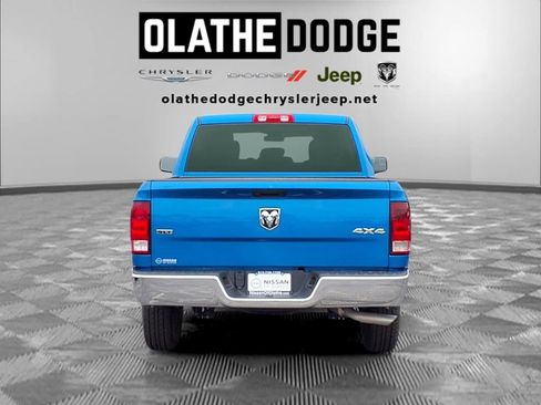 Used 2024 RAM 1500 Classic SLT AWD/4WD image 27